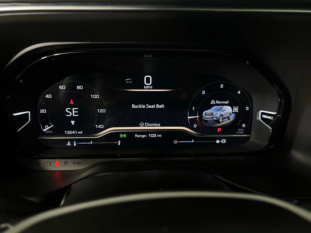 Used 2024 GMC Yukon Denali image 17