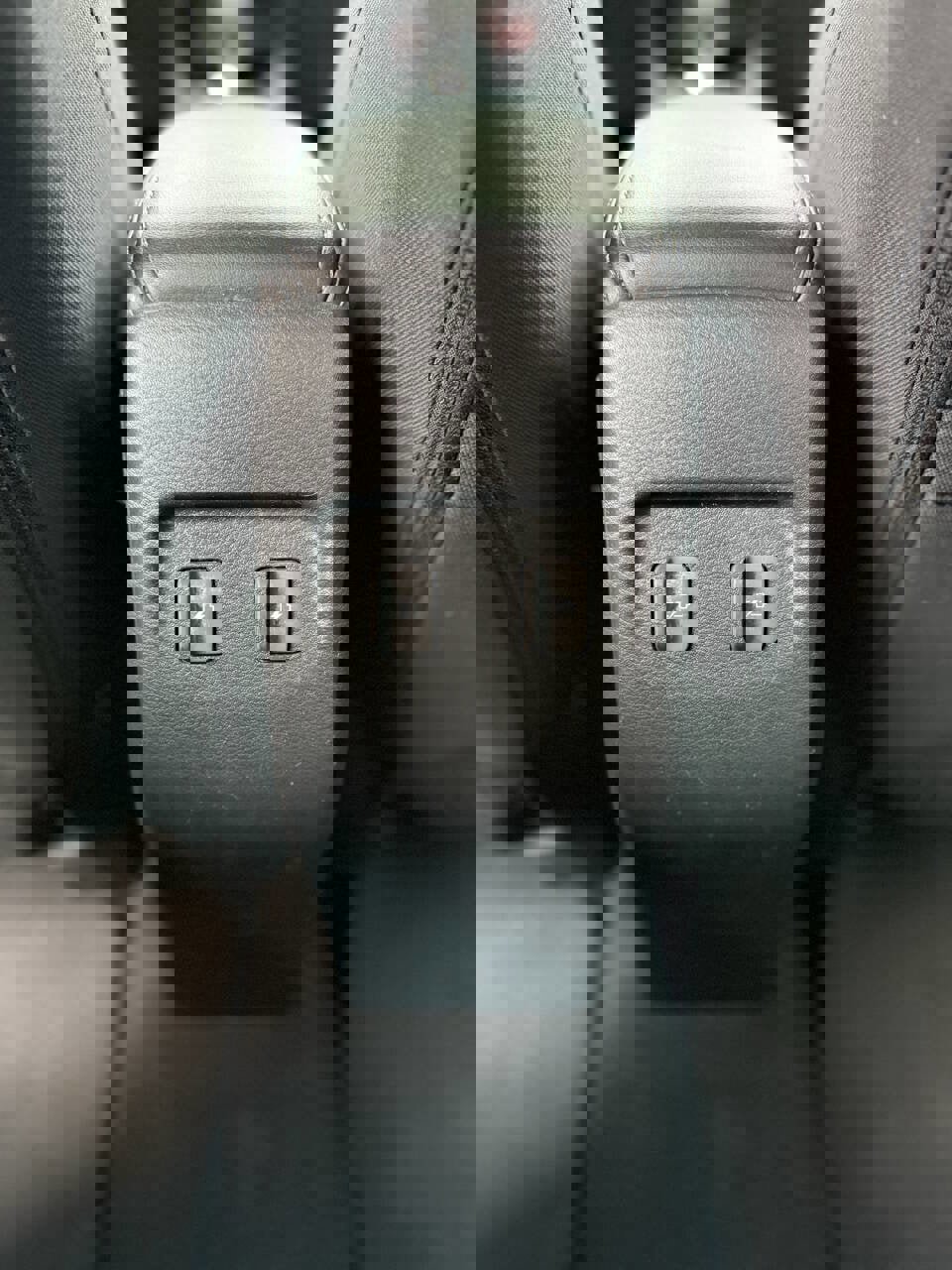 Used 2022 Nissan Kicks SV FWD image 14