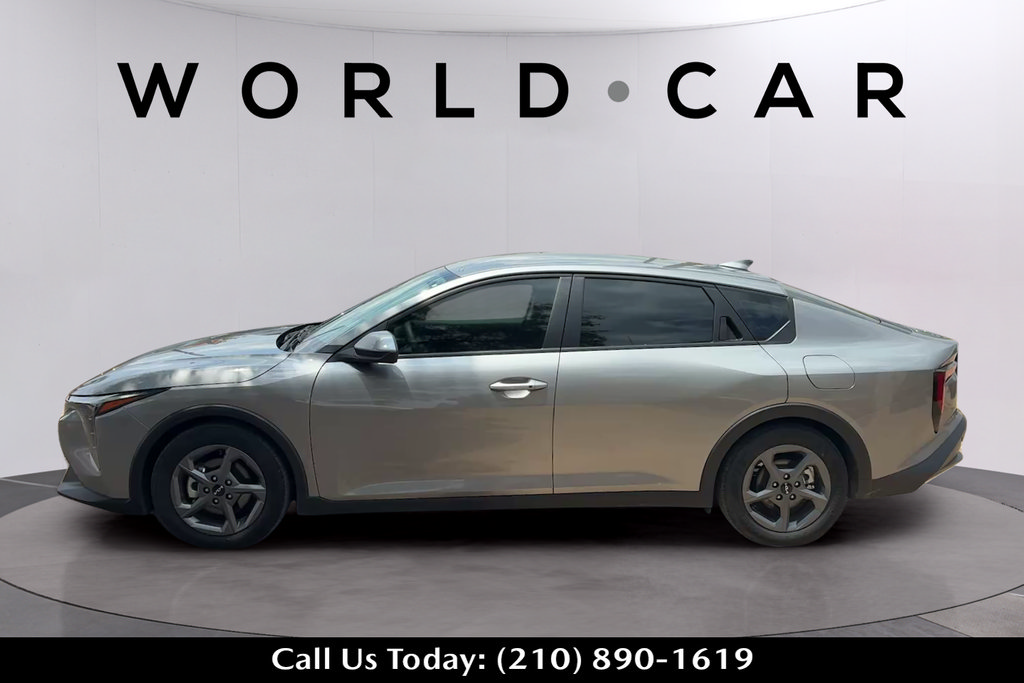 Used 2025 Kia K4 FWD image 8