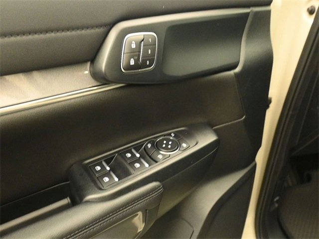 New 2025 Ford Ranger Lariat w/ FX4 Off-Road Package image 13