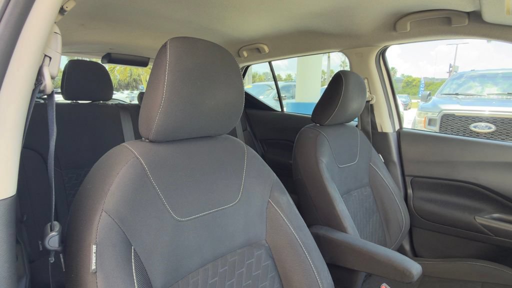 Used 2021 Nissan Kicks S FWD image 8