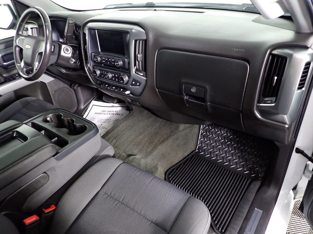 Used 2018 Chevrolet Silverado 1500 LT w/ All Star Edition image 30