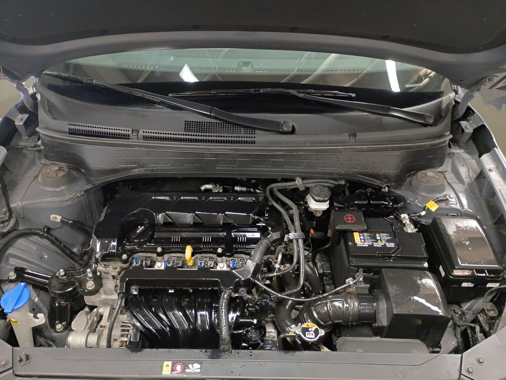 Used 2024 Hyundai Venue SEL FWD image 27