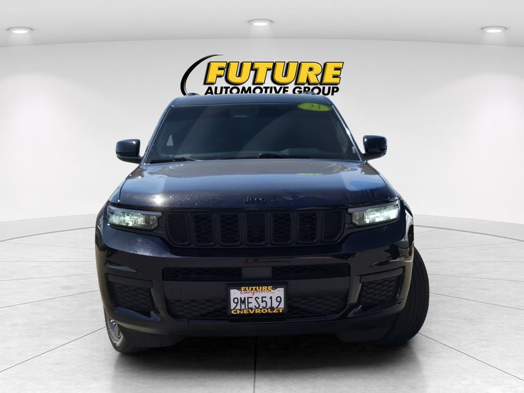 Used 2023 Jeep Grand Cherokee L Laredo AWD/4WD image 2