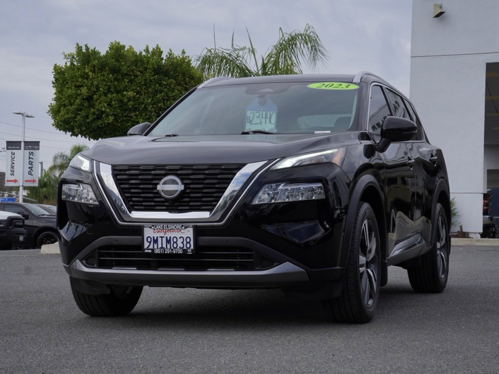 Used 2023 Nissan Rogue SL w/ SL Premium Package image 9