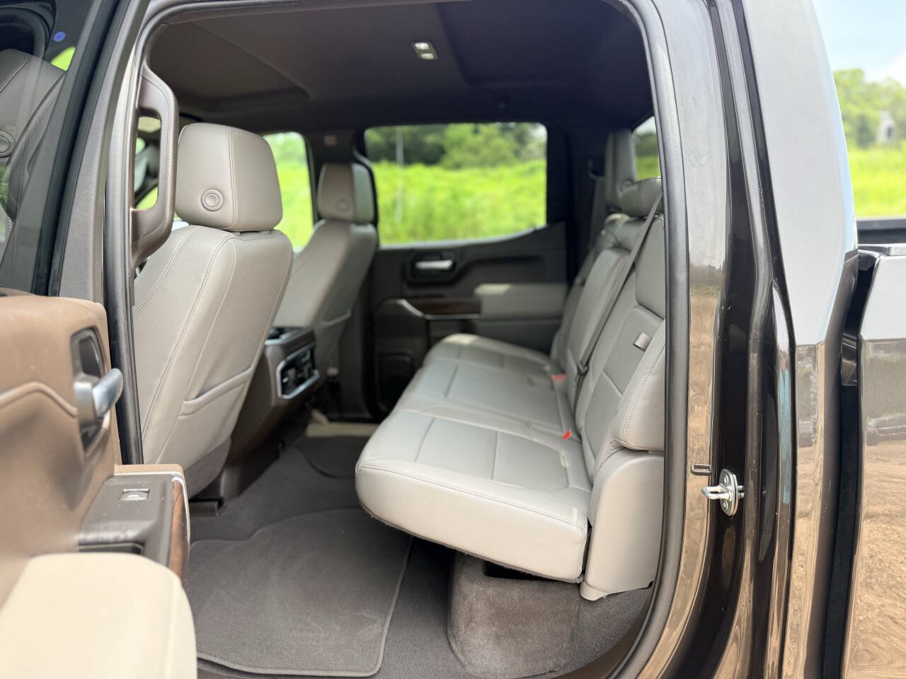 Used 2021 GMC Sierra 1500 SLT w/ SLT Premium Plus Package RWD image 13
