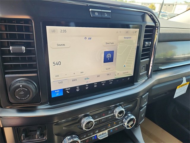 New 2026 Ford F250 4x4 Crew Cab Super Duty image 8