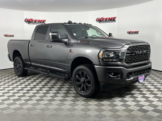 Used 2023 RAM 2500 Big Horn w/ Night Edition image 2