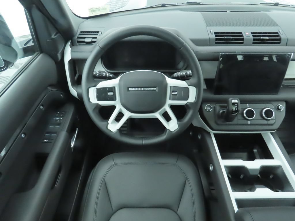 Used 2025 Land Rover Defender 110 S AWD/4WD image 11