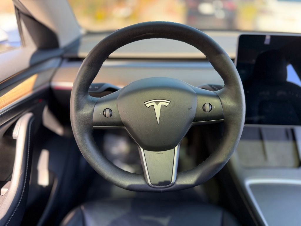 Used 2021 Tesla Model 3 Standard Range Plus image 43