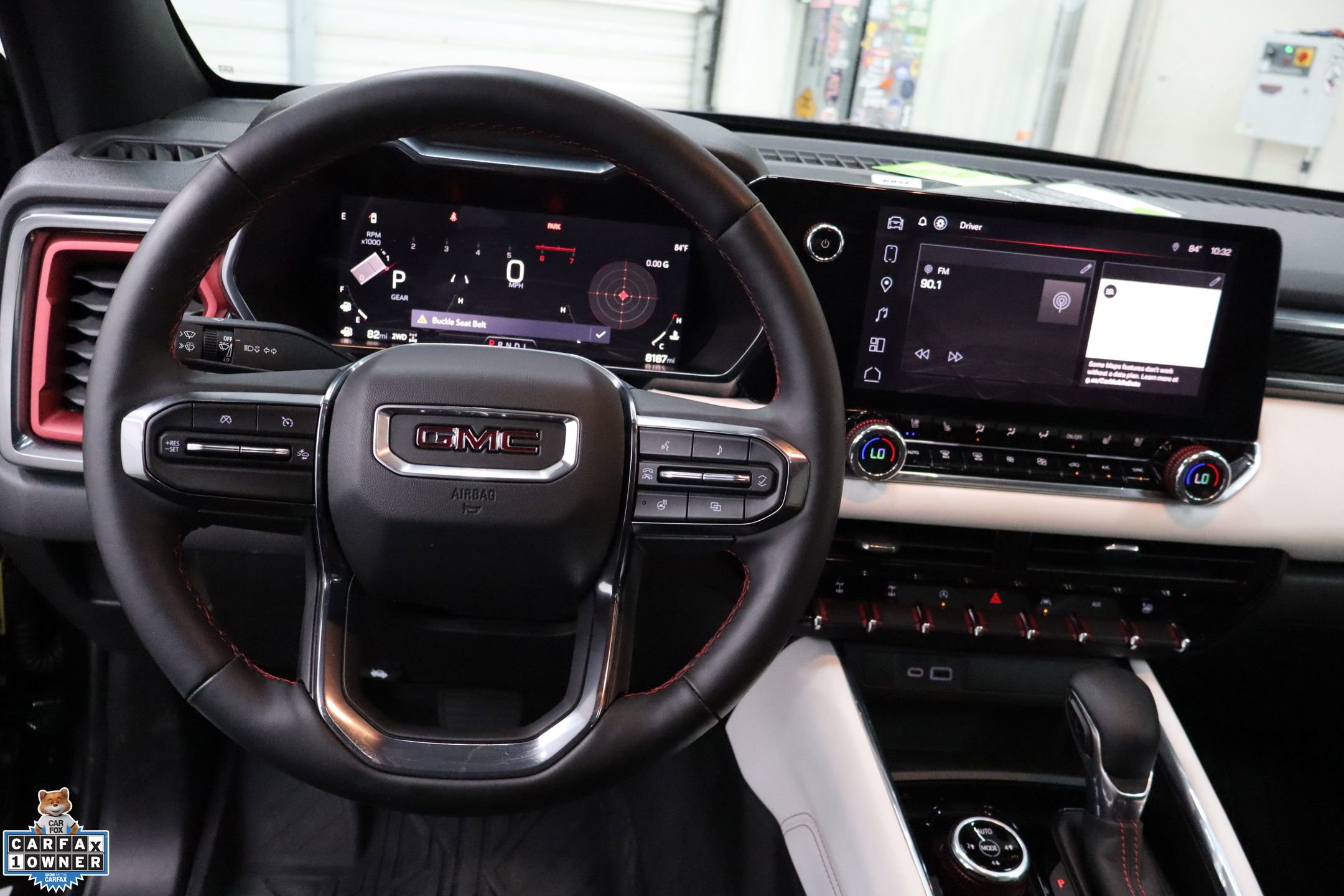 Used 2024 GMC Canyon AT4X image 19