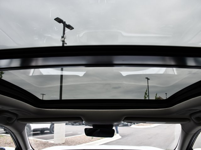 Used 2026 Acura MDX w/ Technology Package FWD image 25