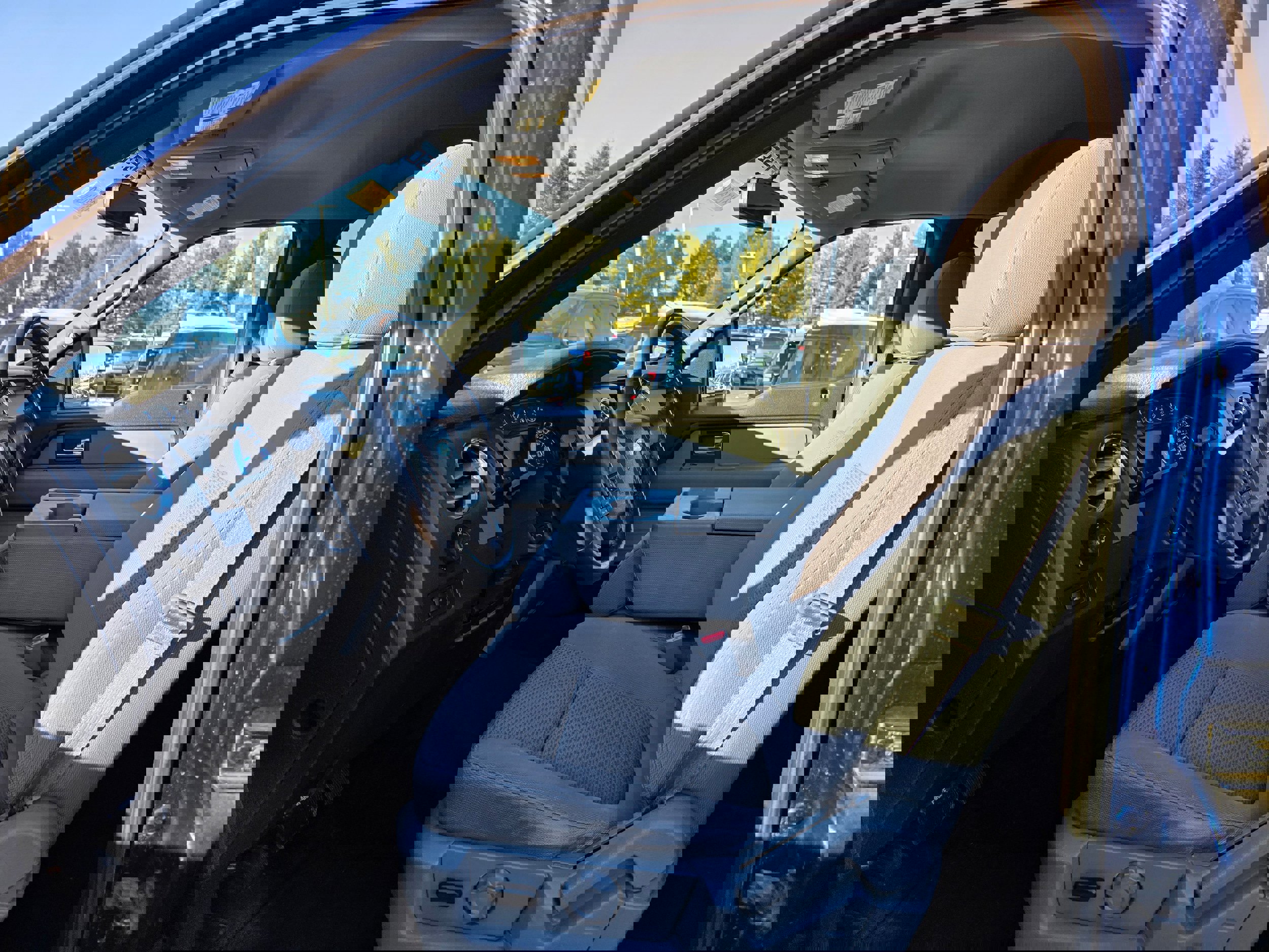 Used 2012 Ford F150 XLT w/ XLT Chrome Pkg image 19