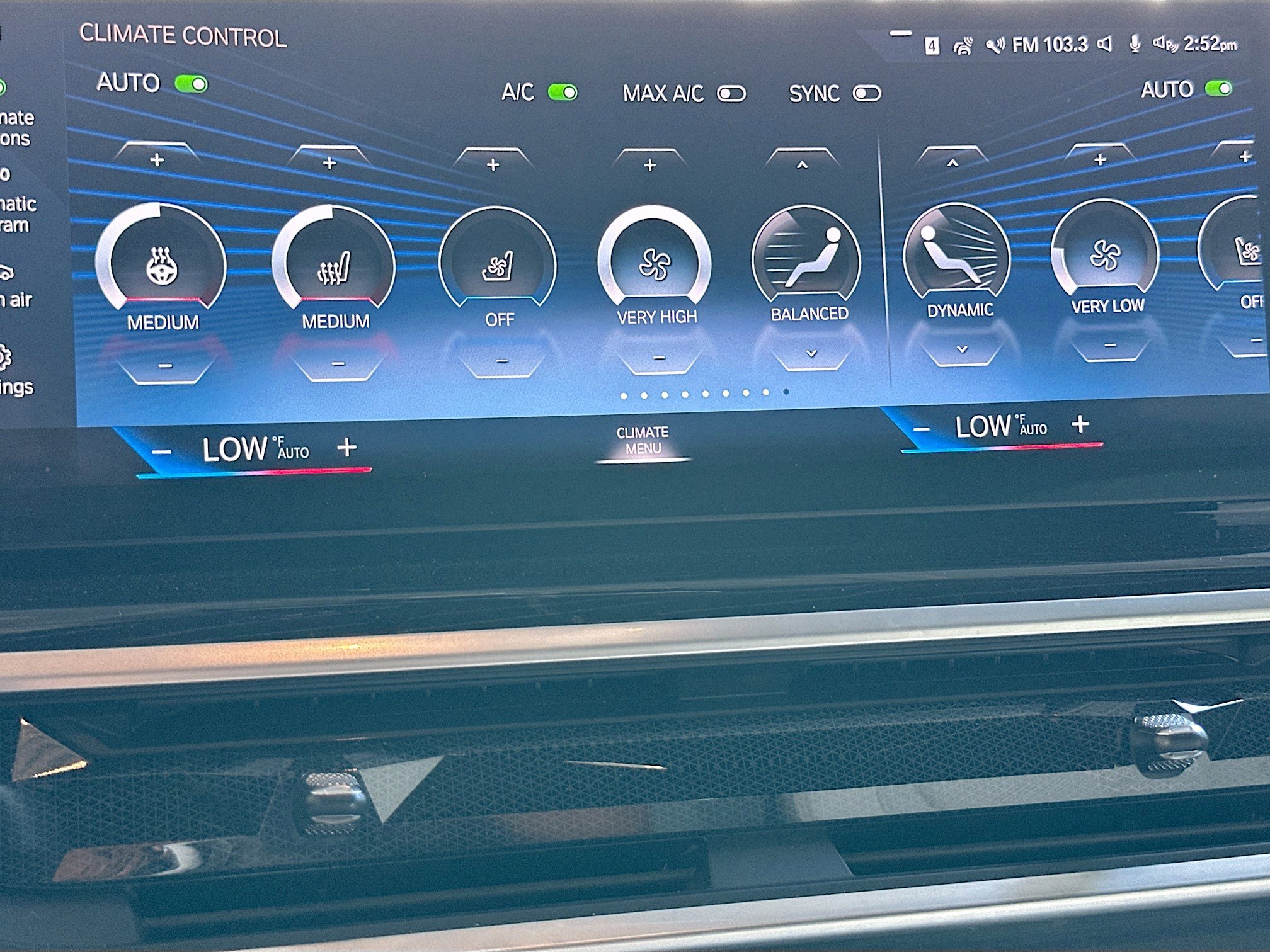 Certified 2023 BMW X7 xDrive40i w/ Executive Package image 16