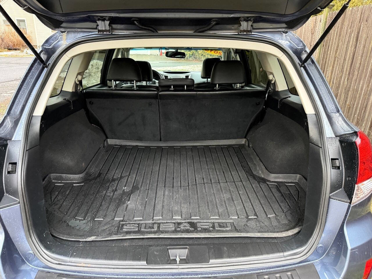 Used 2014 Subaru Outback 2.5i Limited w/ Moonroof Package image 22
