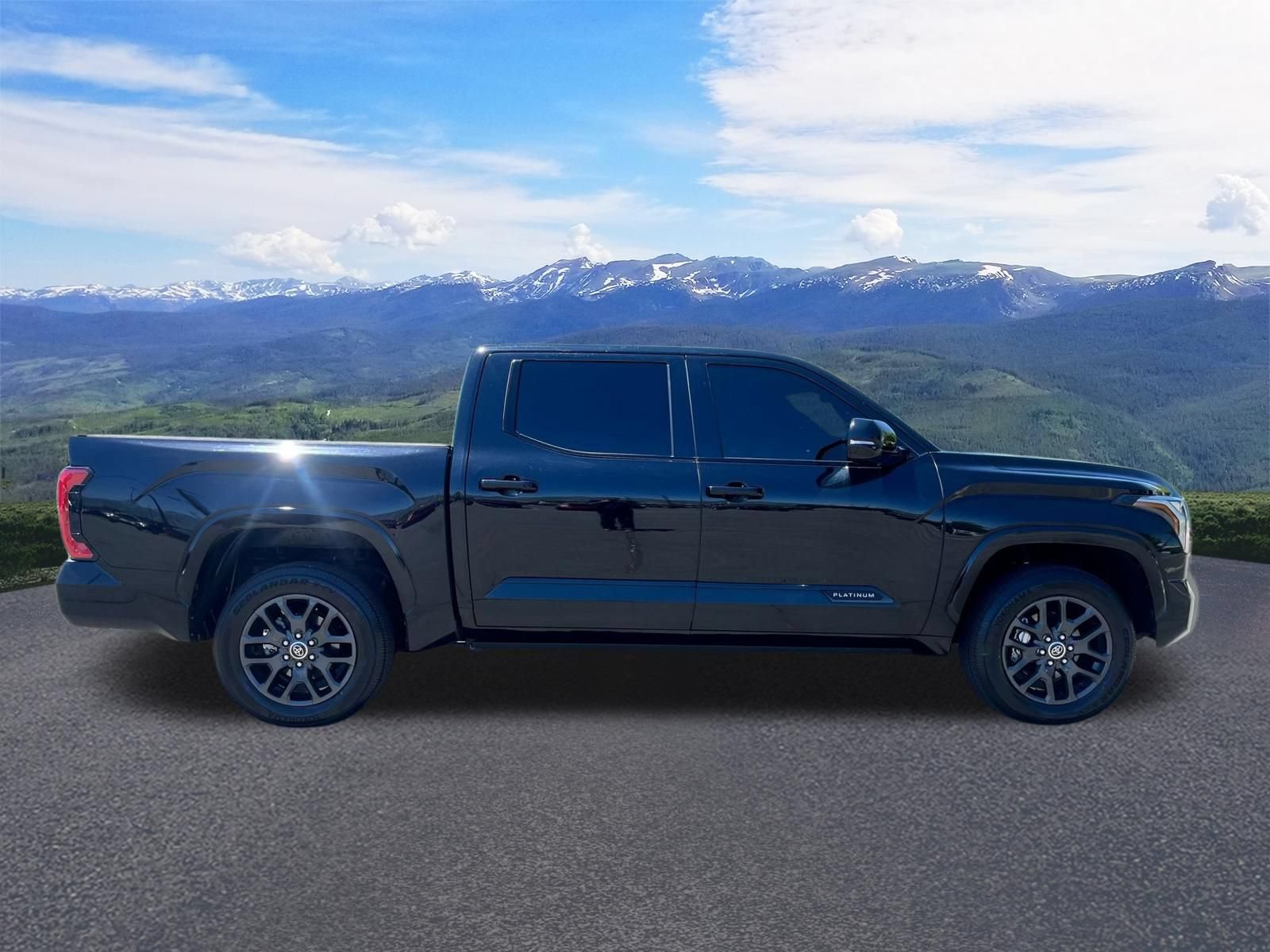 Used 2023 Toyota Tundra Platinum AWD/4WD image 7