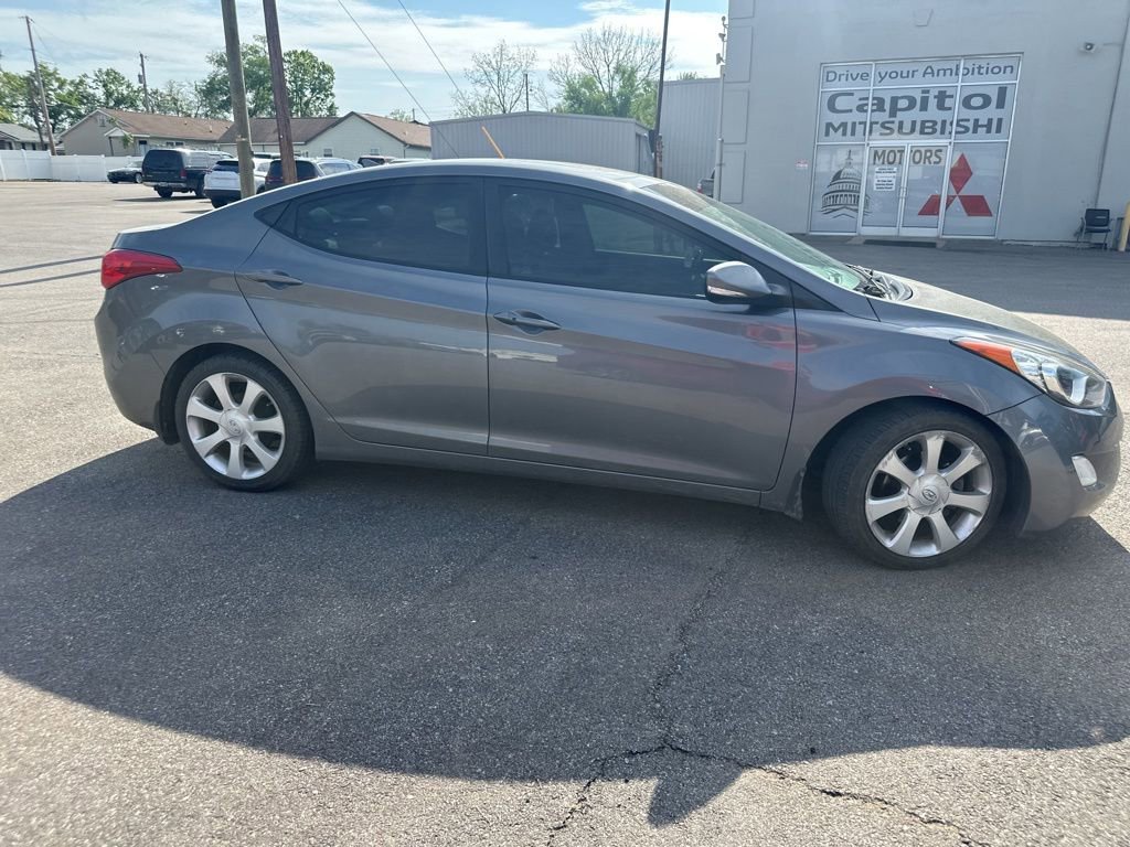 Used 2013 Hyundai Elantra Limited w/ Technology Pkg FWD image 4