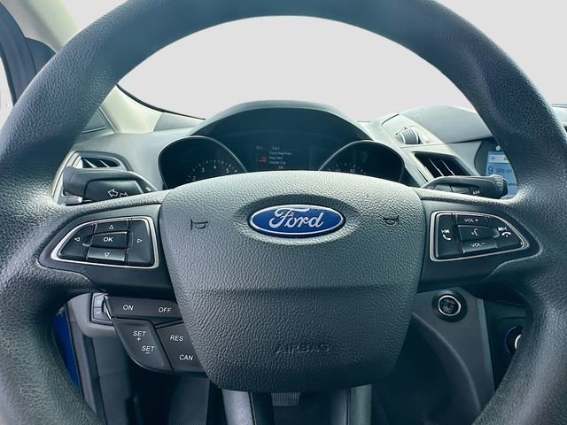 Used 2019 Ford Escape SE image 11