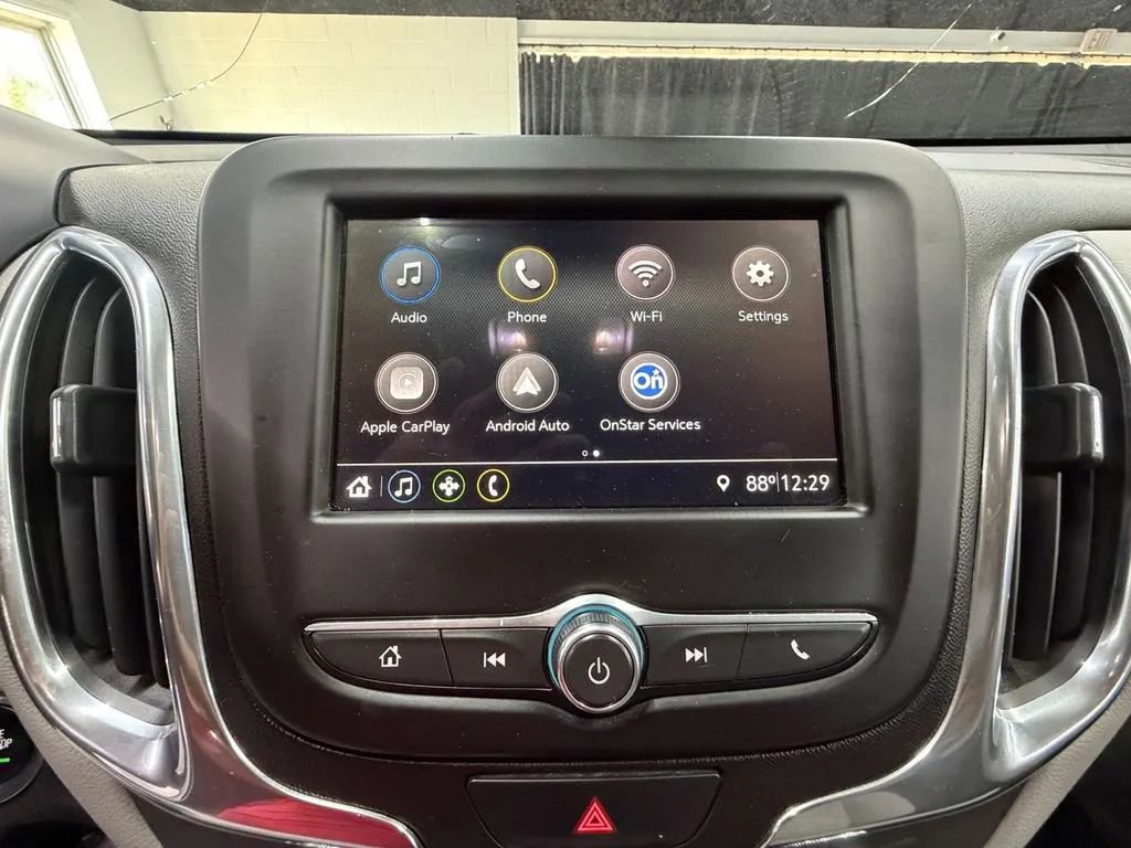 Used 2019 Chevrolet Equinox LS w/ LPO, Cargo Package FWD image 21