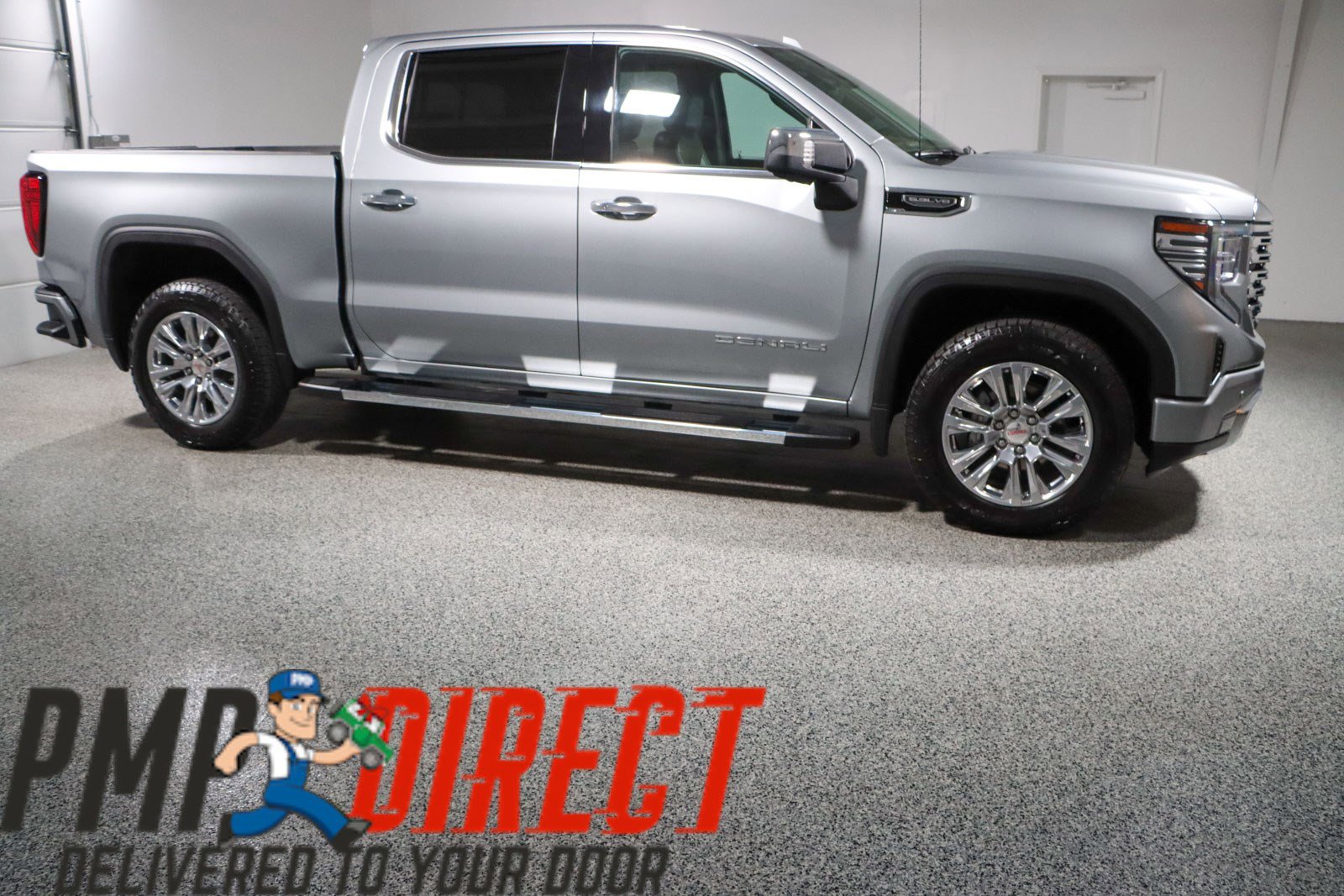 Used 2025 GMC Sierra 1500 Denali w/ Technology Package AWD/4WD image 6