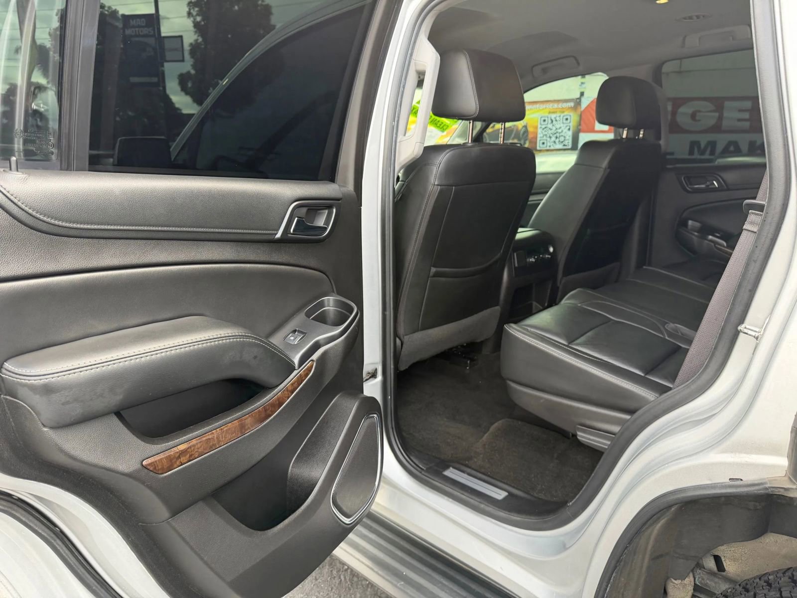 Used 2017 Chevrolet Tahoe LT RWD image 14