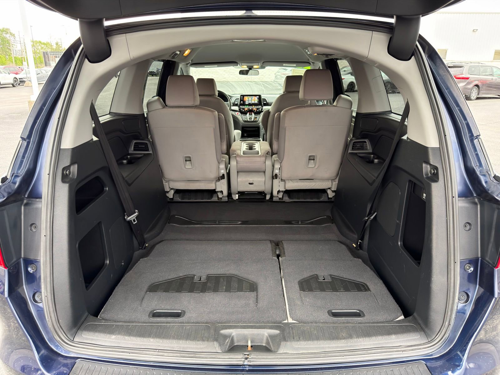 Used 2020 Honda Odyssey EX image 24