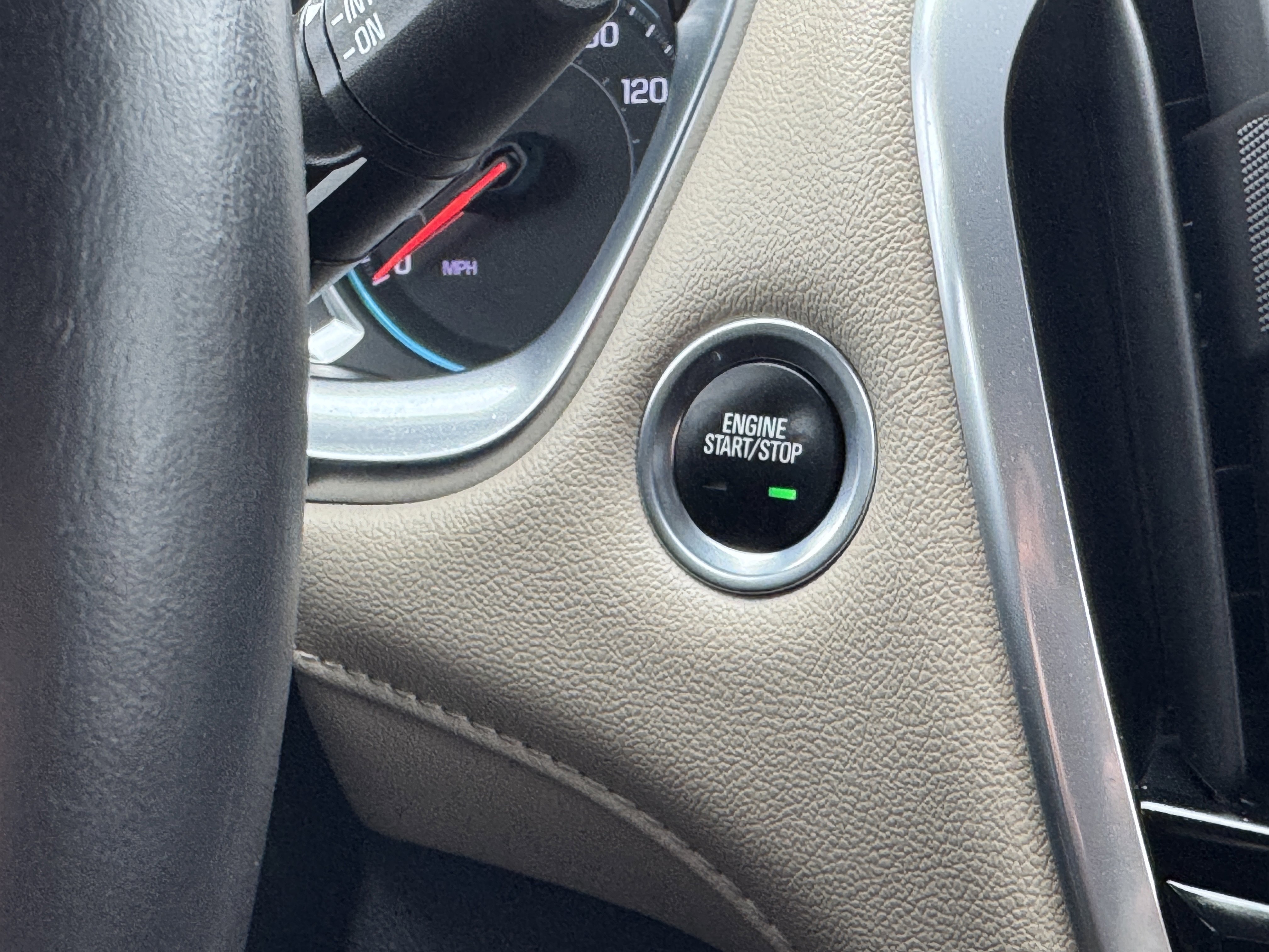 Certified 2022 Chevrolet Traverse LT image 34