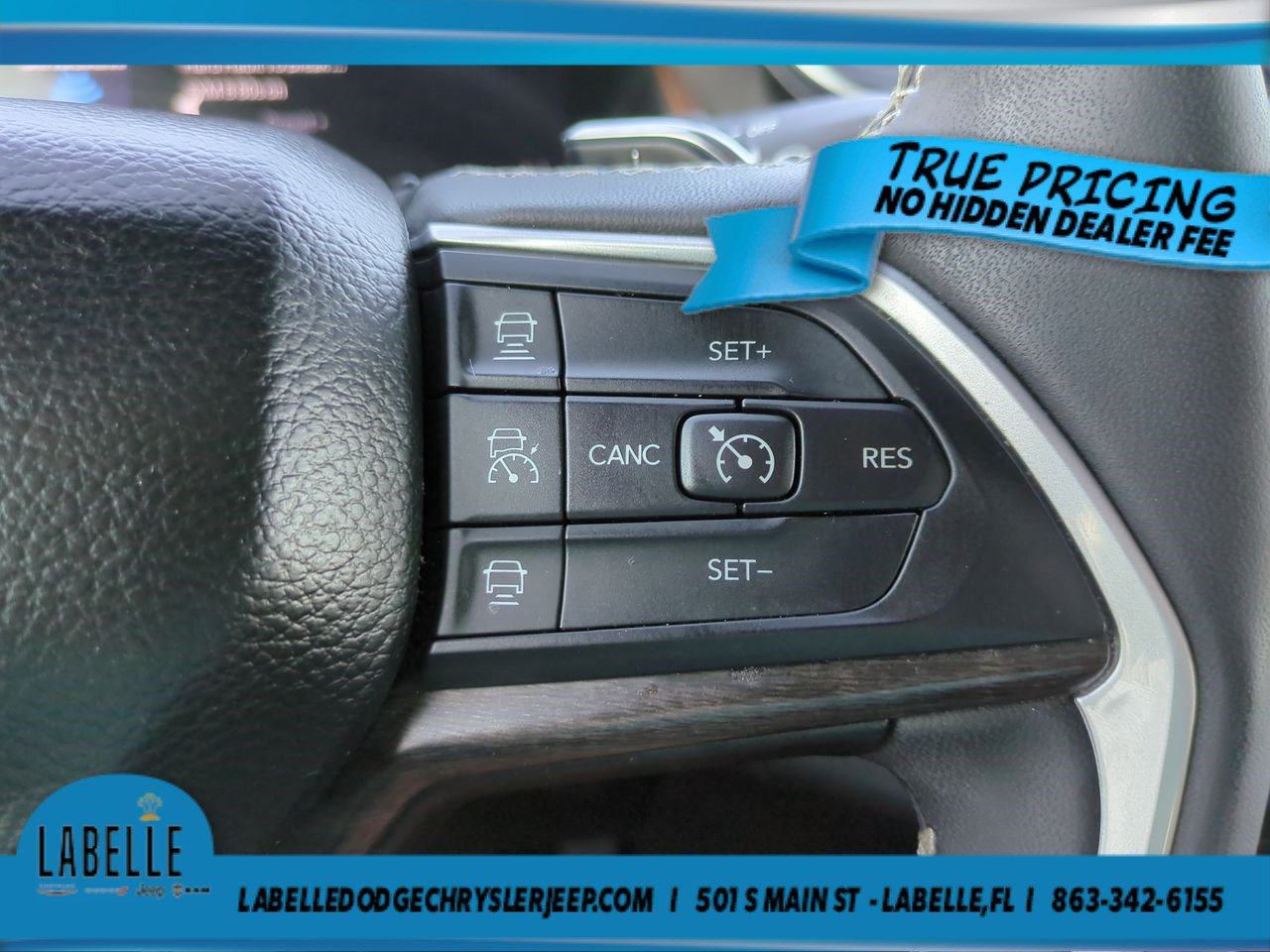 Used 2025 Jeep Grand Cherokee Limited w/ Luxury Tech Group II AWD/4WD image 24