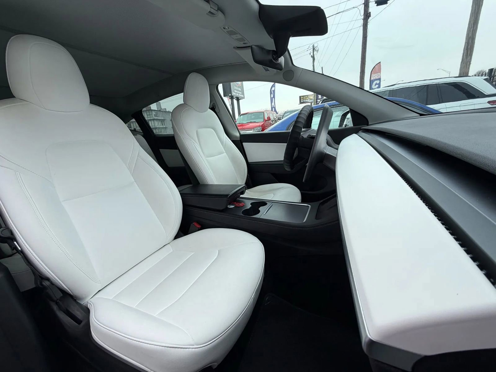 Used 2022 Tesla Model Y Performance AWD/4WD image 35