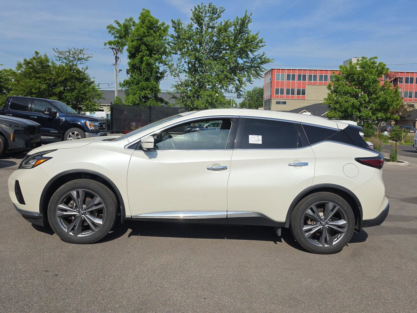 Used 2022 Nissan Murano Platinum AWD/4WD image 6
