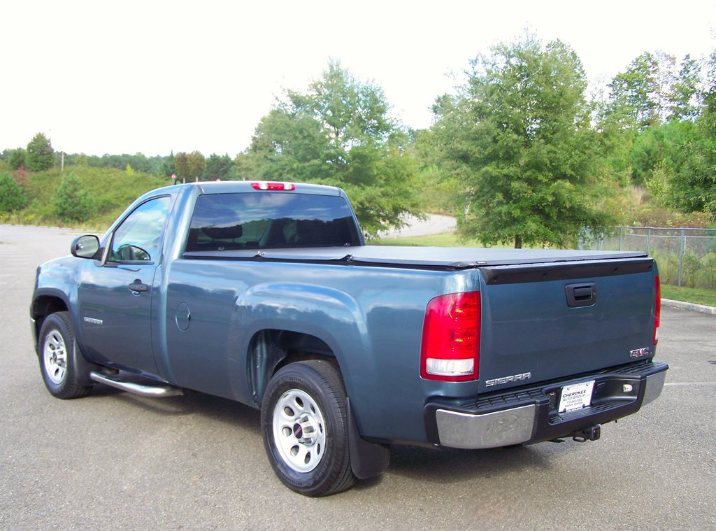 Used 2011 GMC Sierra 1500 W/T RWD image 4
