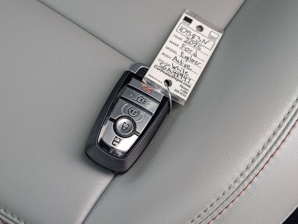 New 2025 Ford Explorer Active w/ Active Comfort Package image 55