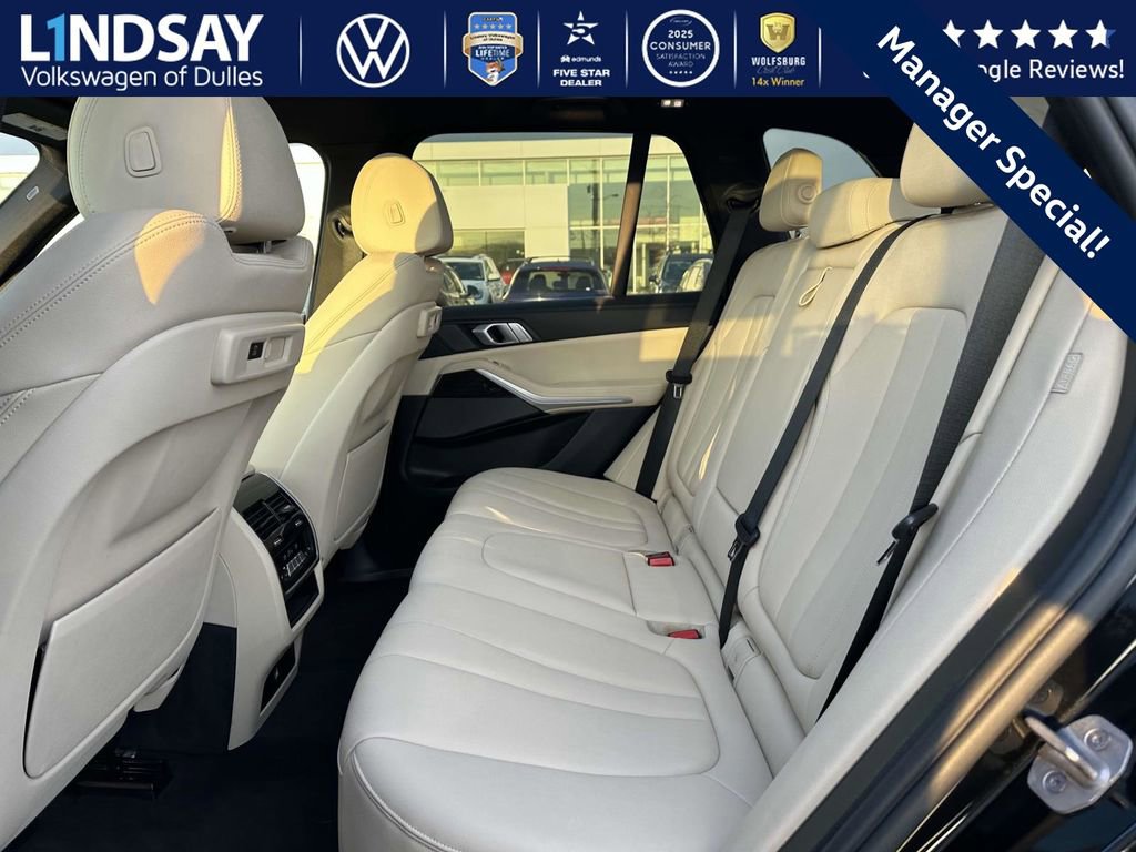 Used 2021 BMW X5 xDrive40i w/ Premium Package image 10