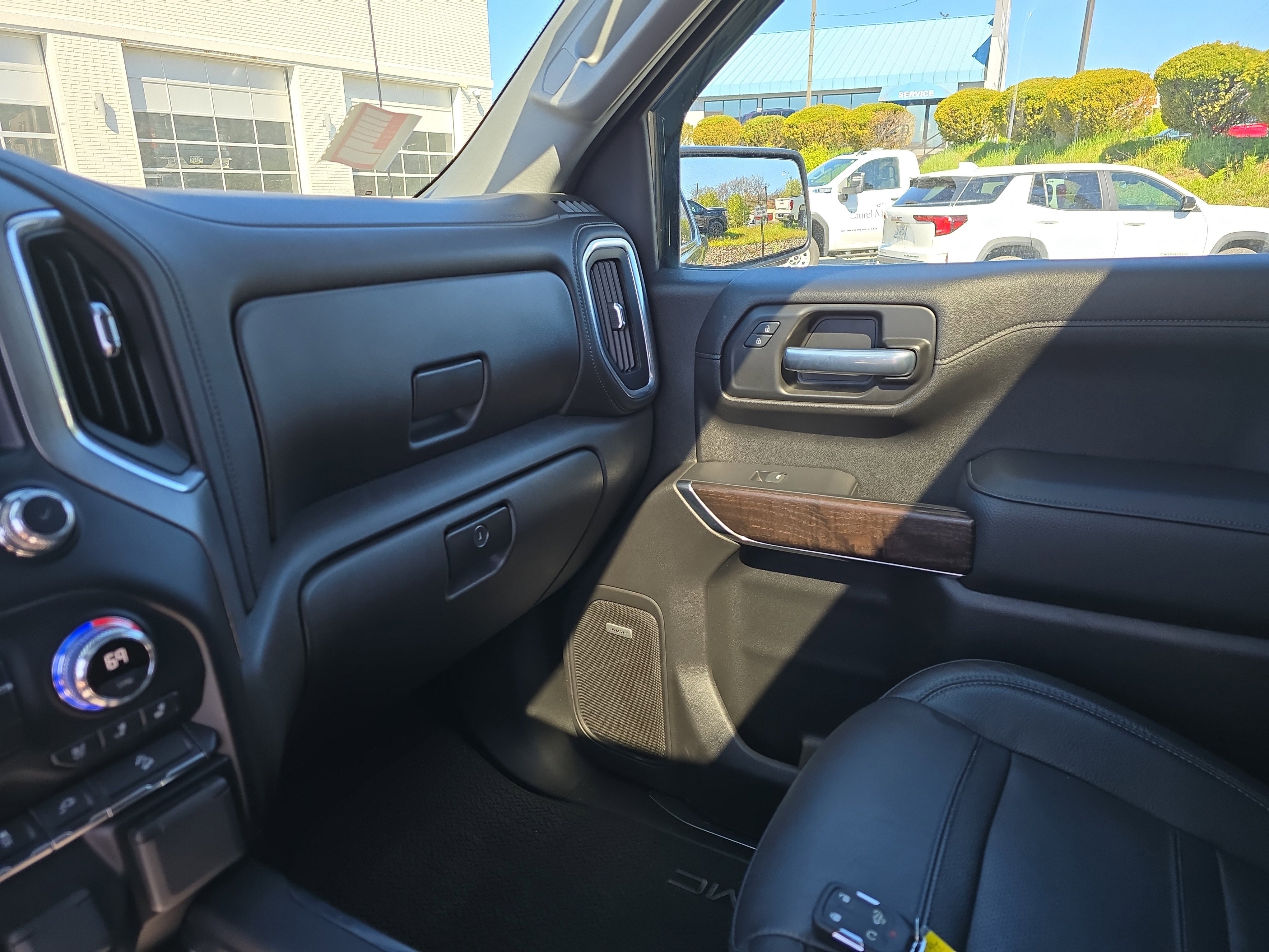 Used 2021 GMC Sierra 1500 Denali w/ Technology Package AWD/4WD image 36