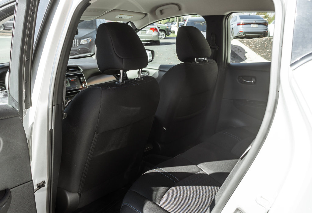 Used 2025 Nissan Leaf S FWD image 26