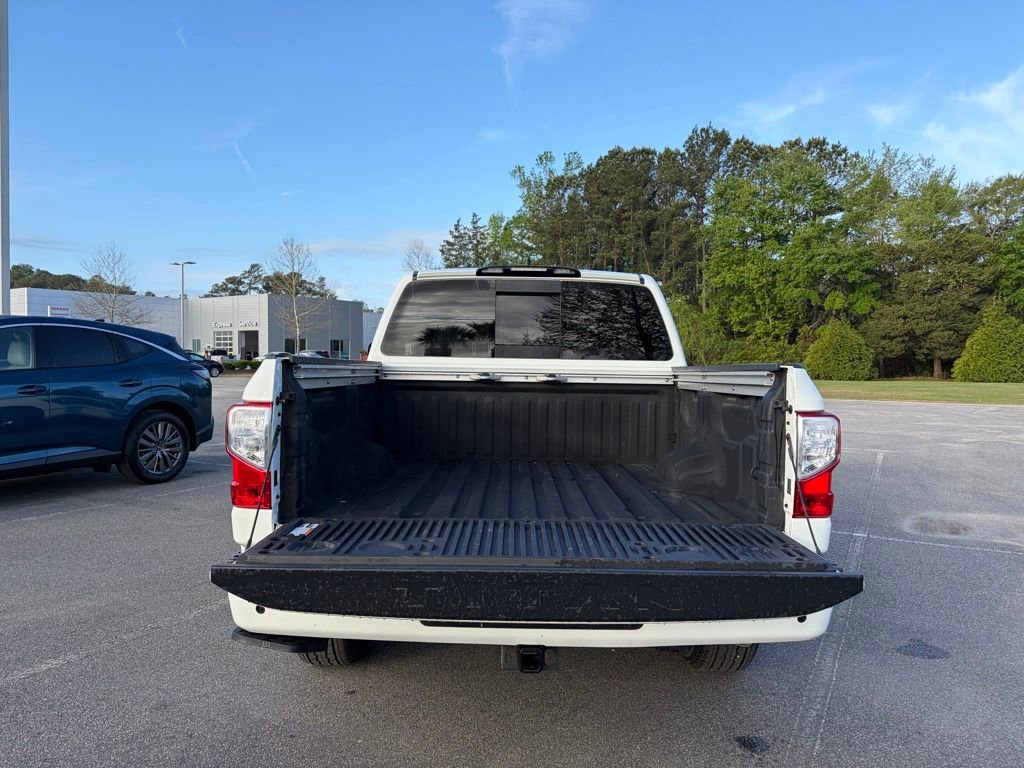 Certified 2024 Nissan Titan SV w/ SV Convenience Package image 5