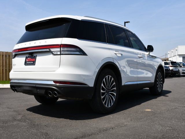 Used 2022 Lincoln Aviator Reserve w/ Equipment Group 201A image 7