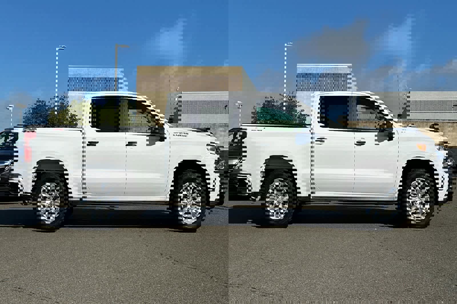 Used 2022 Chevrolet Silverado 1500 Custom image 6