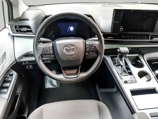 Certified 2025 Toyota Sienna LE FWD image 13