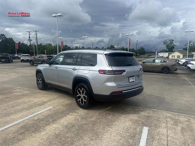 Used 2024 Jeep Grand Cherokee L Limited w/ Luxury Tech Group II AWD/4WD image 5