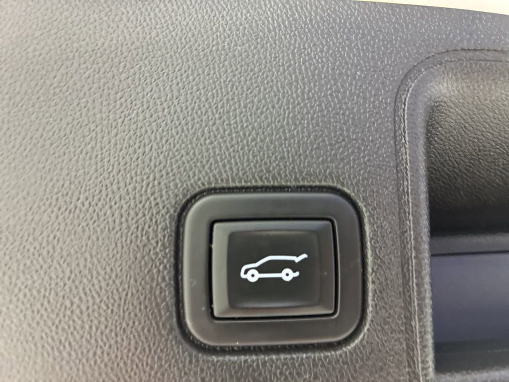 Used 2020 GMC Terrain SLT w/ Preferred Package FWD image 37