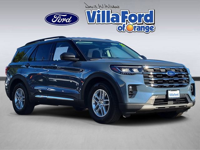 Used 2025 Ford Explorer Active w/ Active Comfort Package RWD image 1