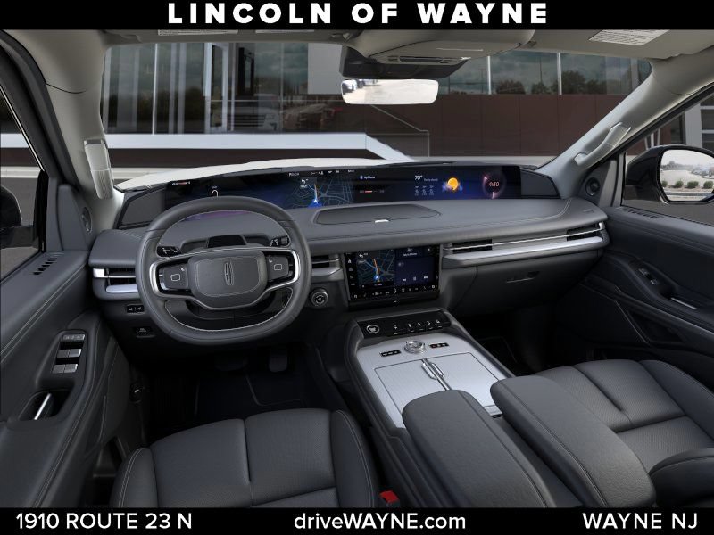 New 2026 Lincoln Navigator Premiere AWD/4WD image 10