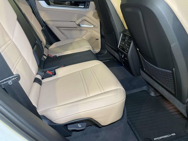 New 2026 Porsche Cayenne AWD/4WD image 23