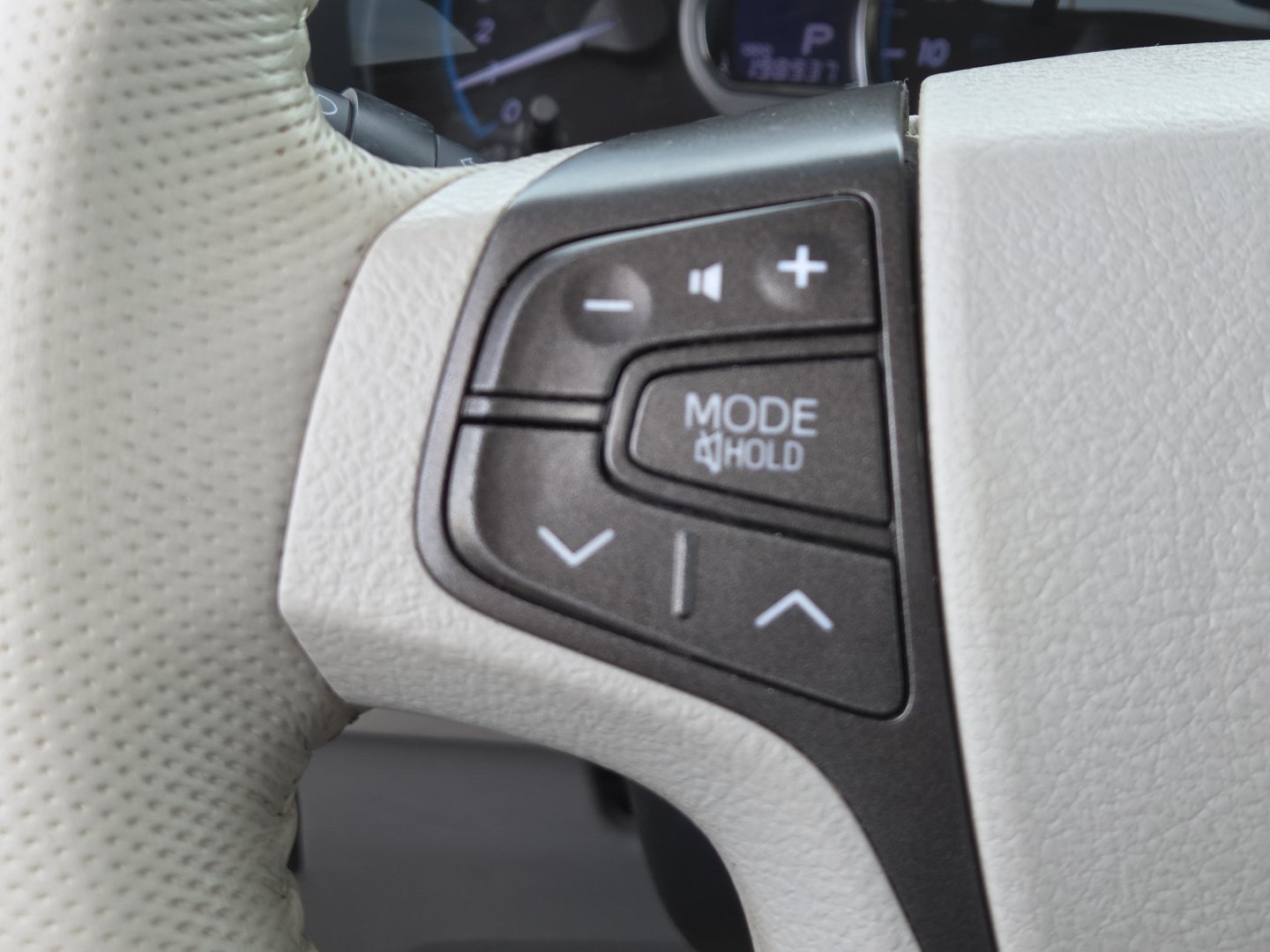 Used 2013 Toyota Sienna XLE FWD image 30