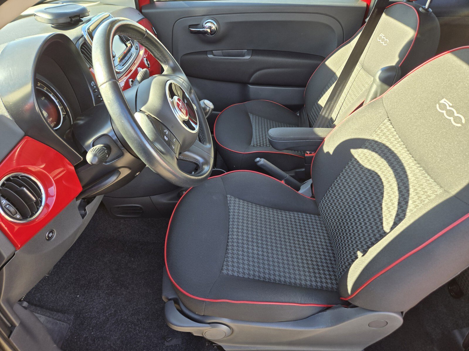 Used 2019 FIAT 500 Pop image 10