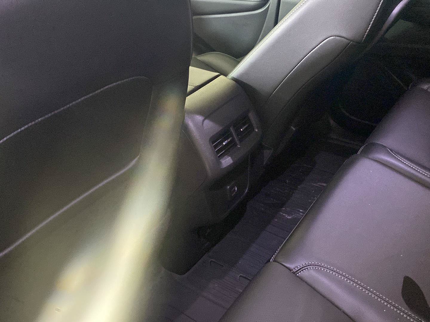 Certified 2023 GMC Terrain SLT w/ LPO, Floor Liner Package AWD/4WD image 22