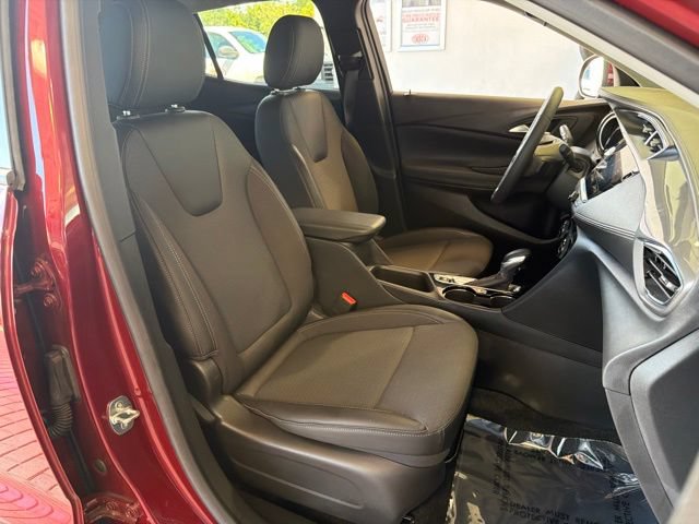 Used 2023 Buick Encore GX Select w/ Sport Touring Package FWD image 21