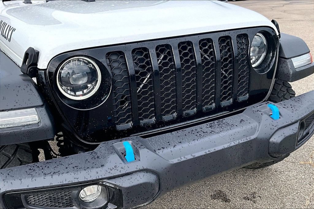 Used 2023 Jeep Wrangler Unlimited w/ Cold Weather Group AWD/4WD image 26