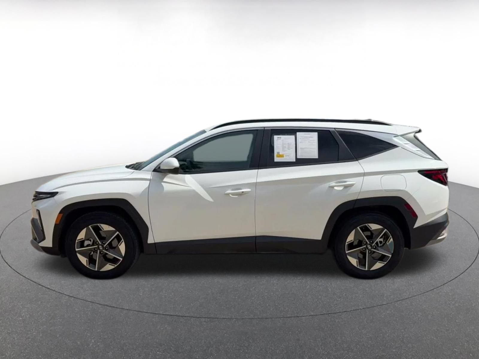 Used 2026 Hyundai Tucson SEL Plus FWD image 8